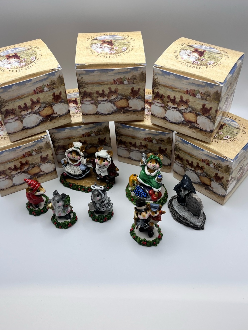 1987 Wee Forest Folk Christmas Carol set of 7 in perfect condition w/ orig boxes